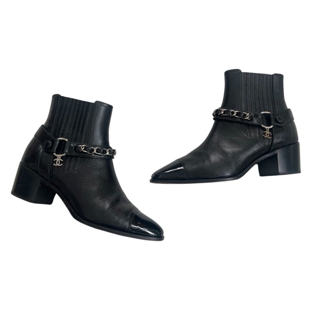 Chanel black ankle leather boost size 38.5